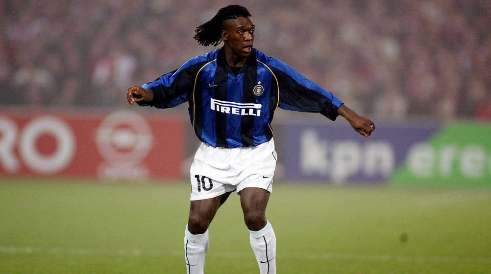O Clarence Seedorf με τη φανέλα της Ίντερ