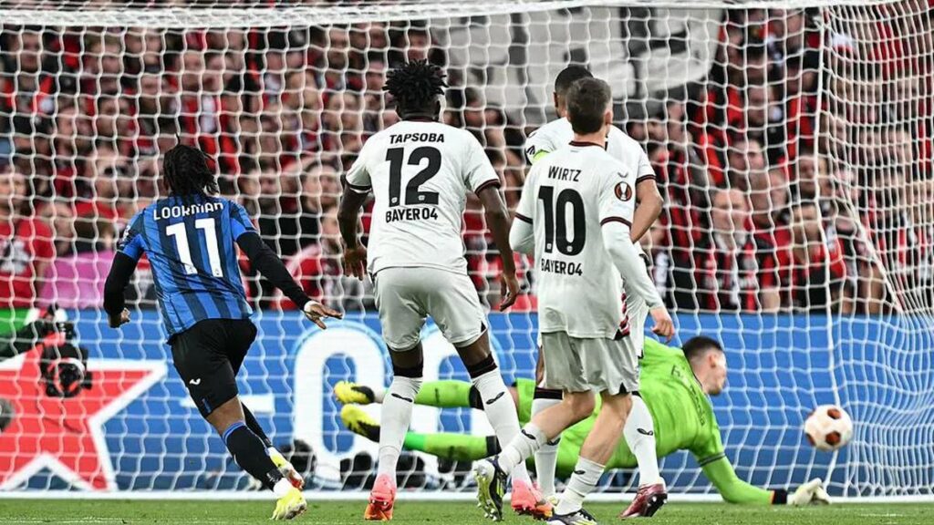 Το σουτ του Lookman που άνοιξε το σκορ του τελικού UEFA Europa League 2024.